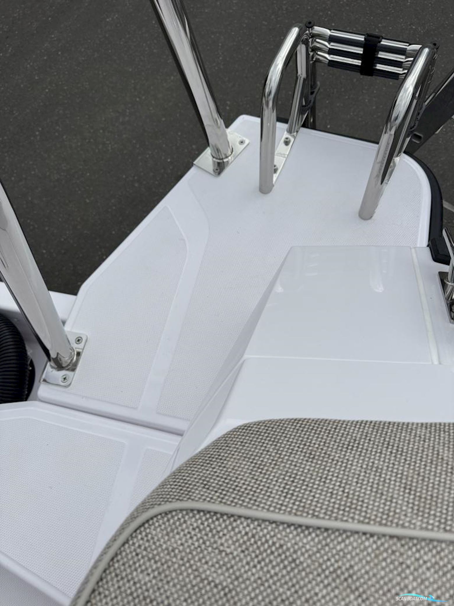 Axopar 29 Sun-Top - Reserviert zu Besichtigen-