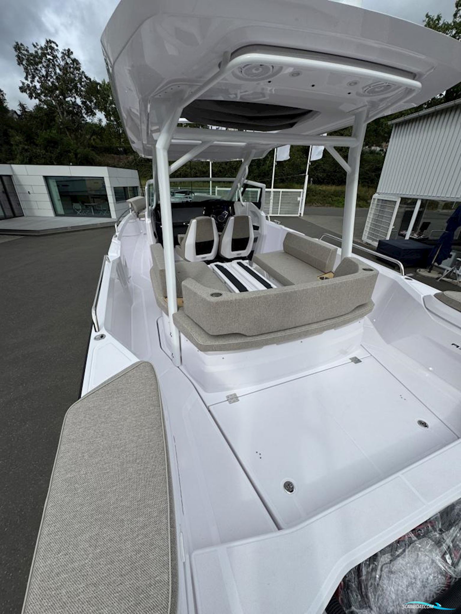 Axopar 29 Sun-Top - Reserviert zu Besichtigen-