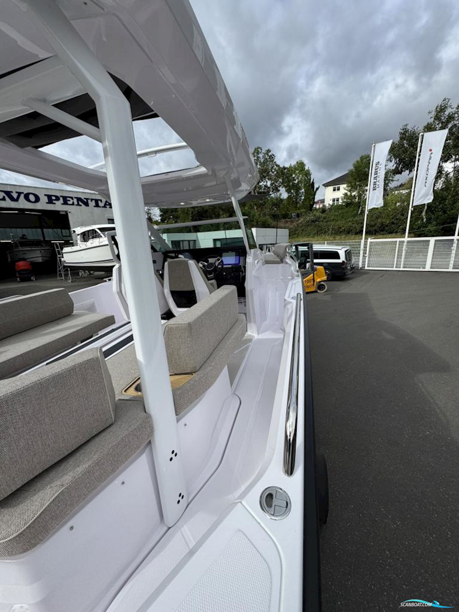 Axopar 29 Sun-Top - Reserviert zu Besichtigen-