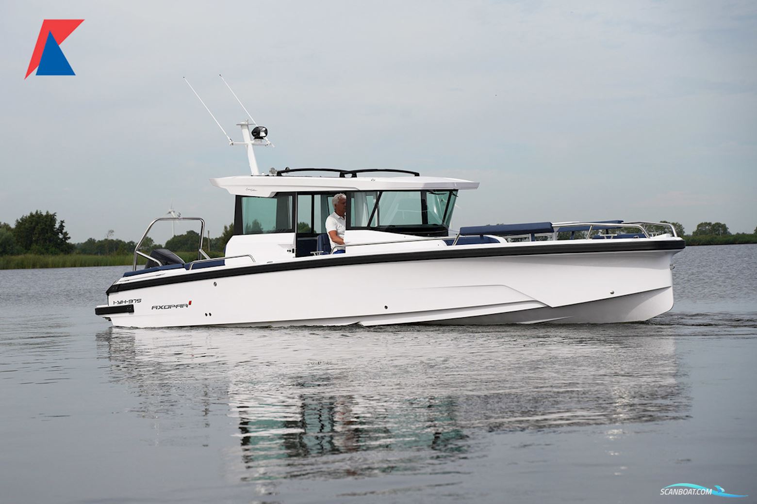 AXOPAR 29 XC Cross Cabin Motorboat 2024, The Netherlands