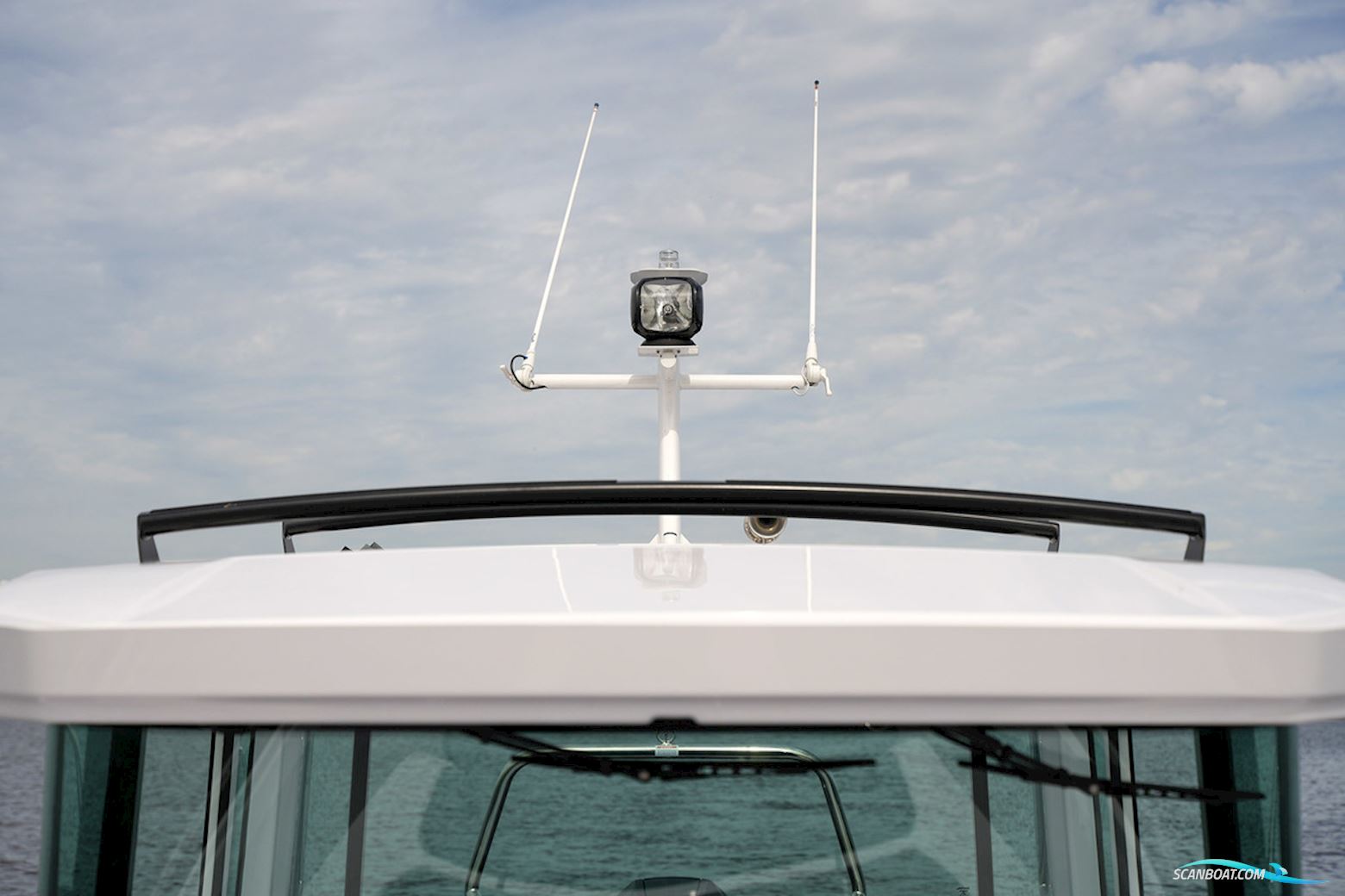 AXOPAR 29 XC Cross Cabin