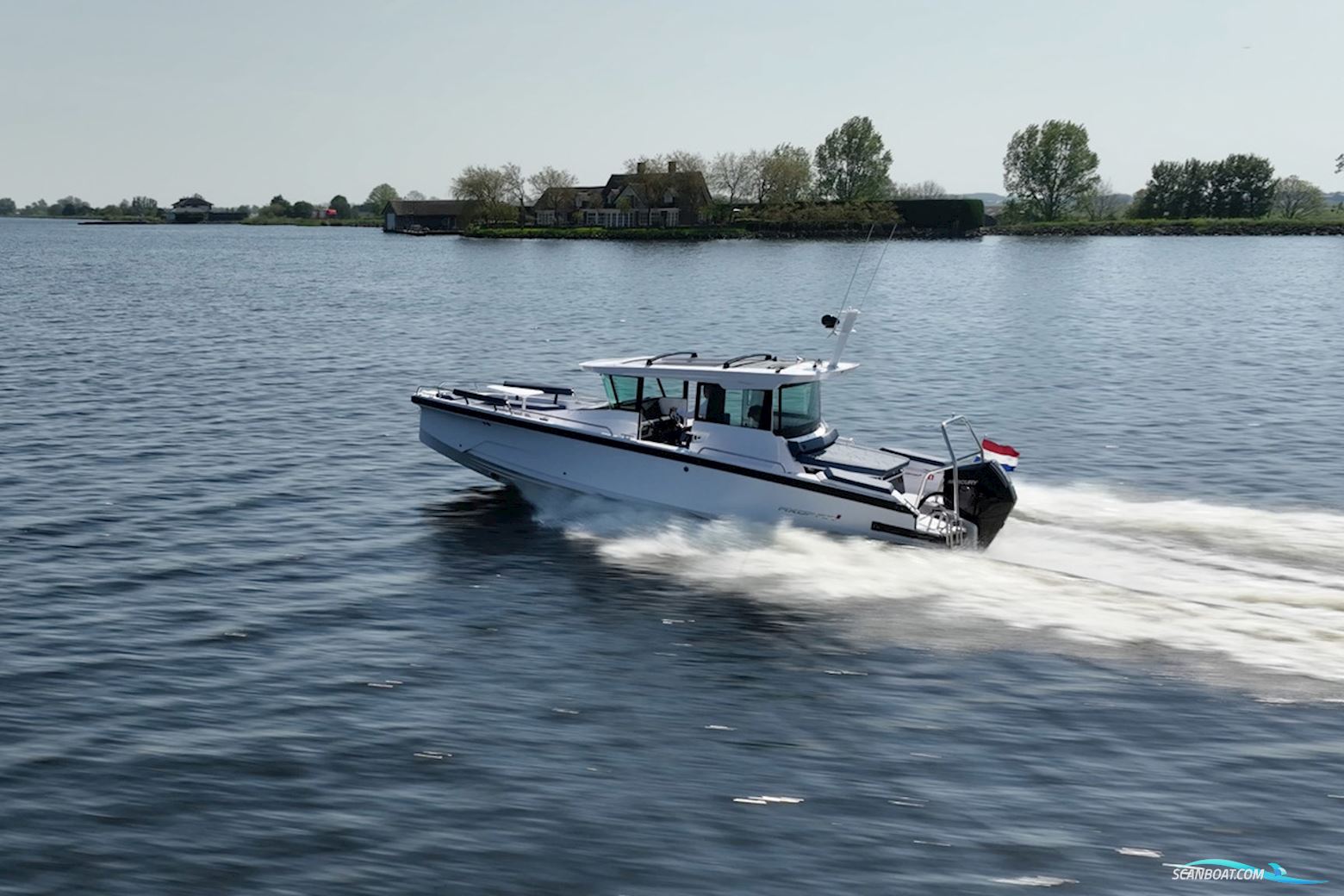 AXOPAR 29 XC Cross Cabin