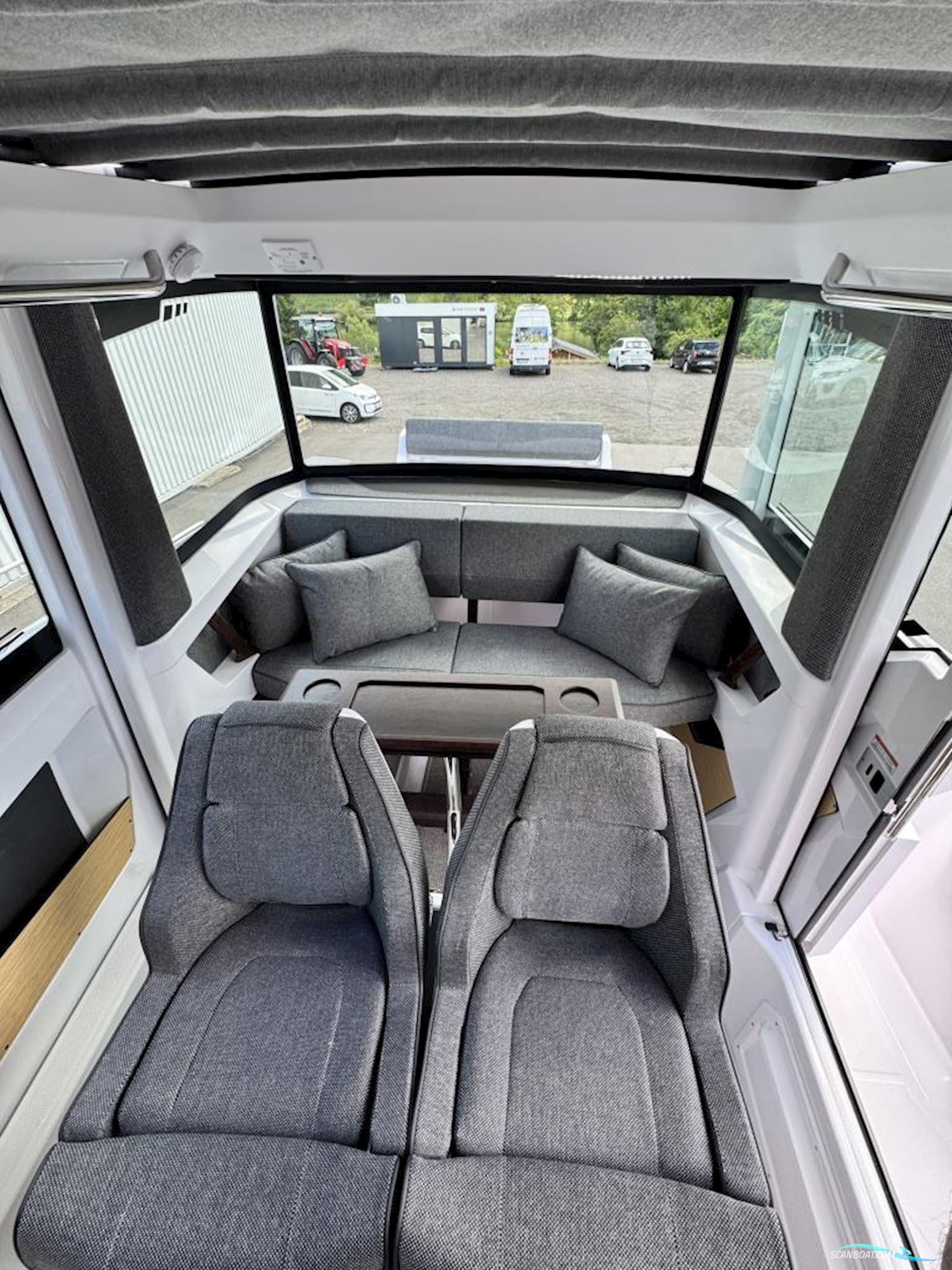 AXOPAR 29 XC Cross Cabin