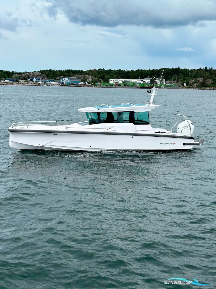 Axopar 29 XC Cross Cabin Motorboat 2024, with Mercury 4 Stroke engine, Sweden