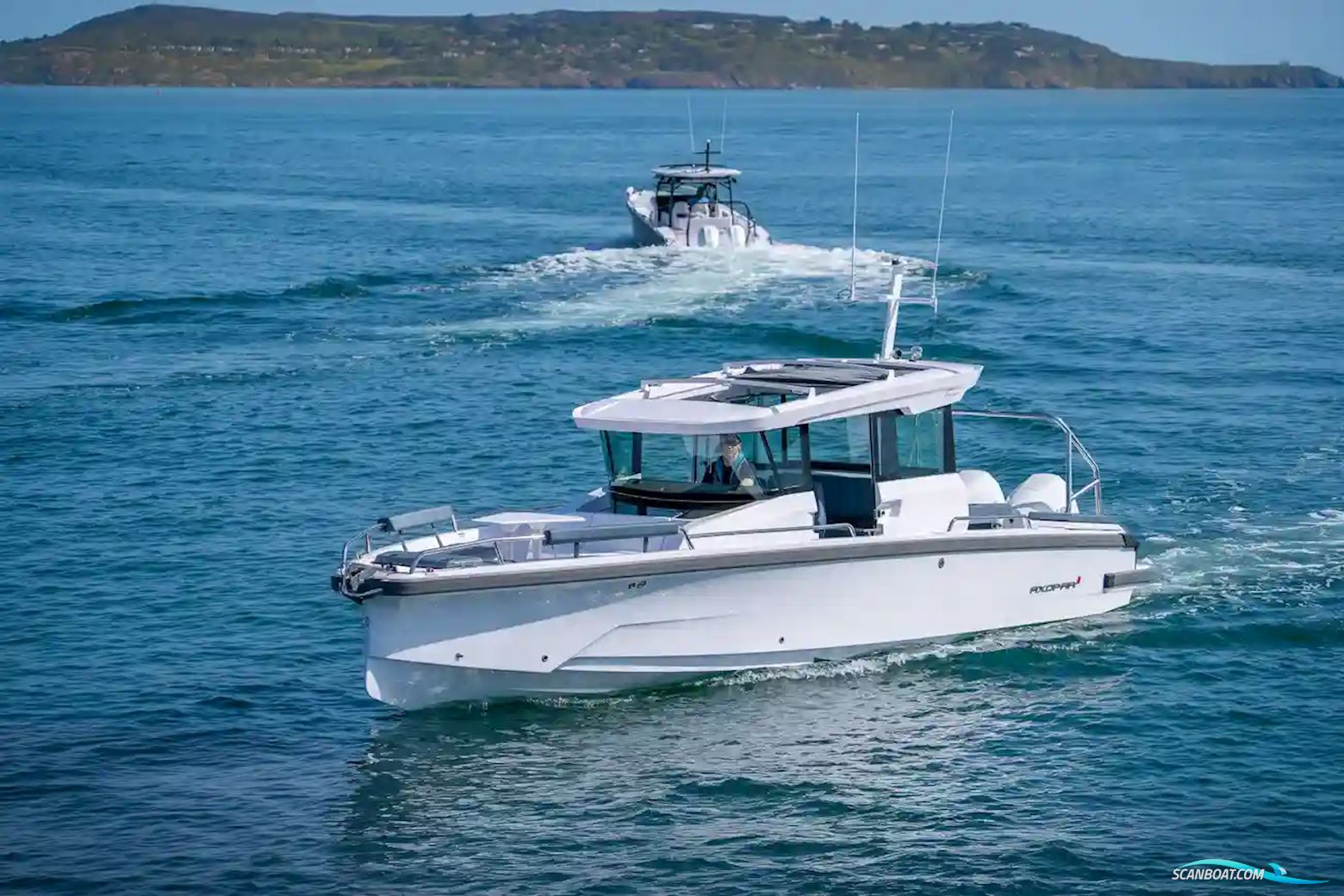 Axopar 29 XC Cross Cabin