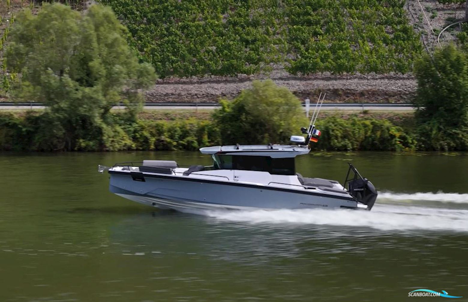 AXOPAR 29 XC Cross Cabin