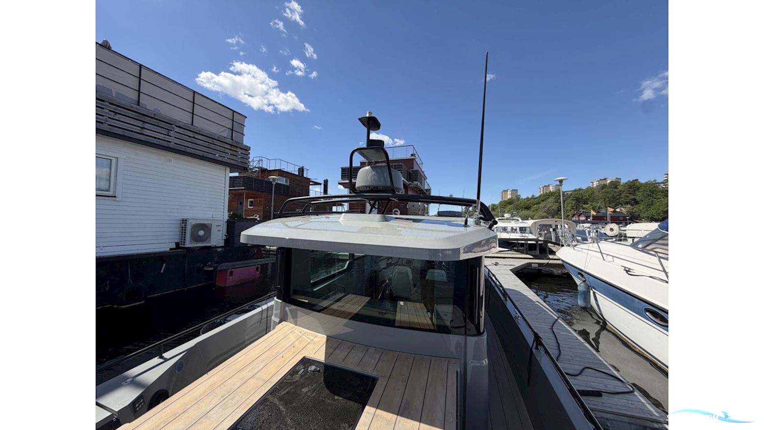 Axopar 37 Aft Cabin