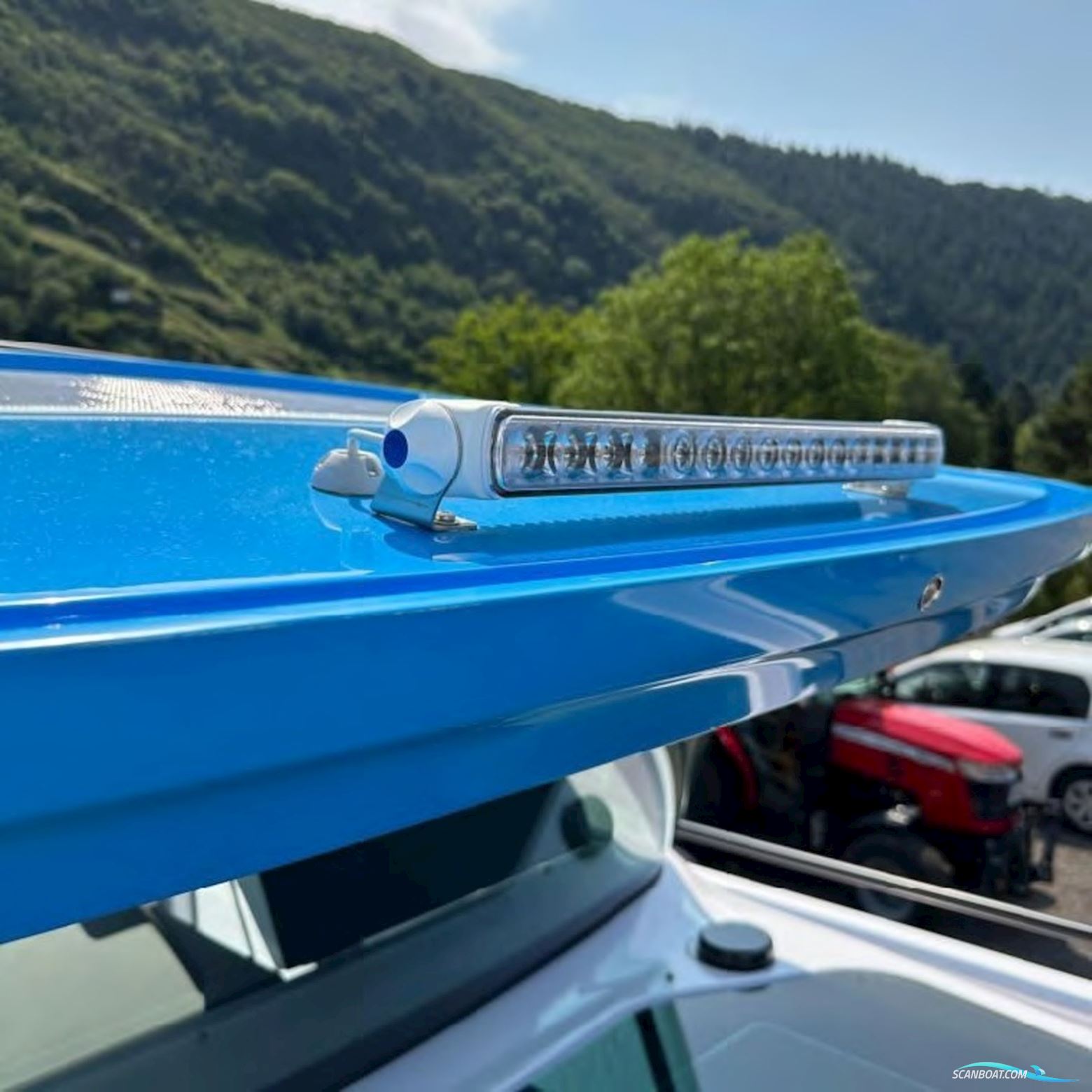 Axopar 37 Cross Cabin Brabus Line