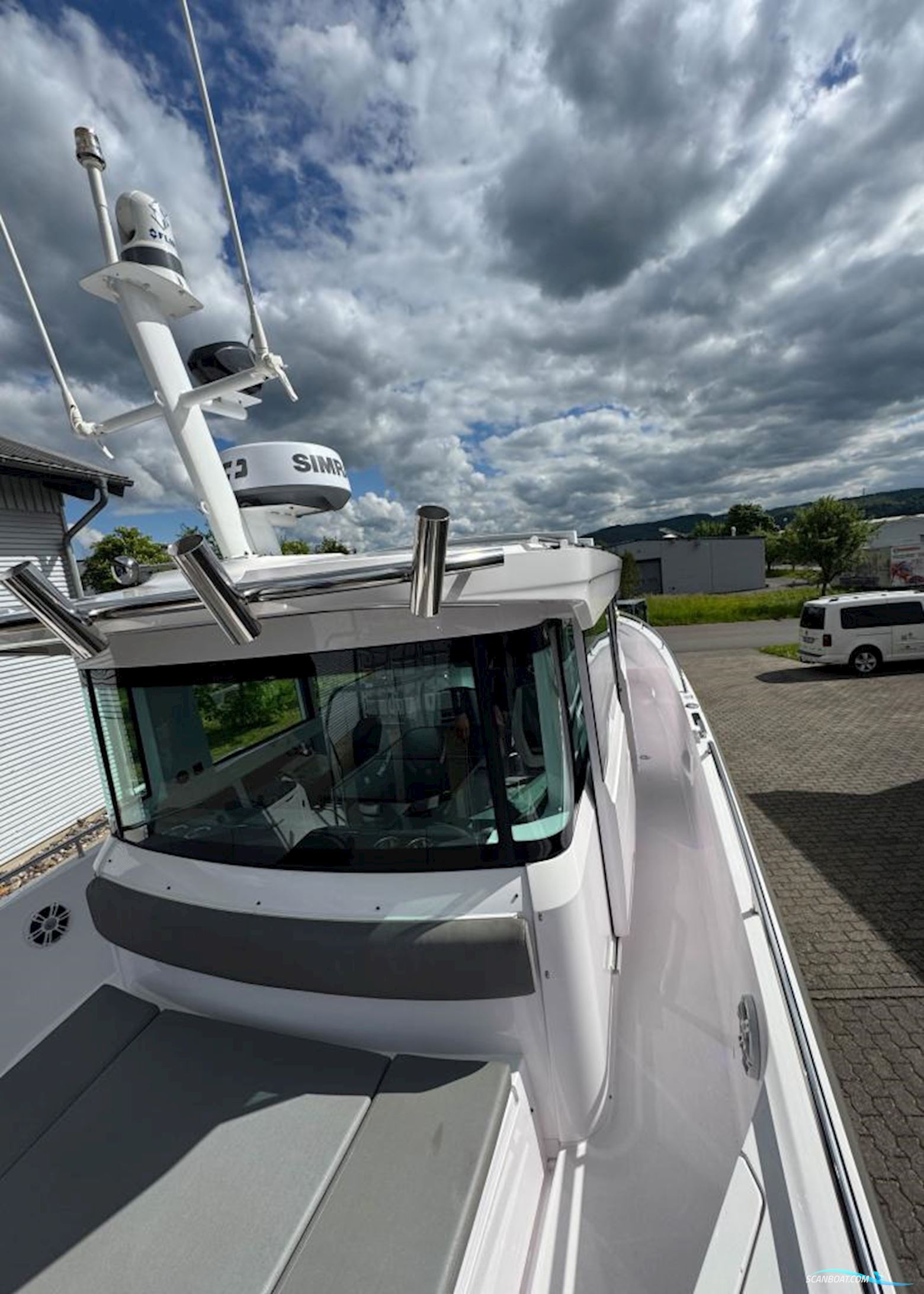 AXOPAR 37 Cross Cabin