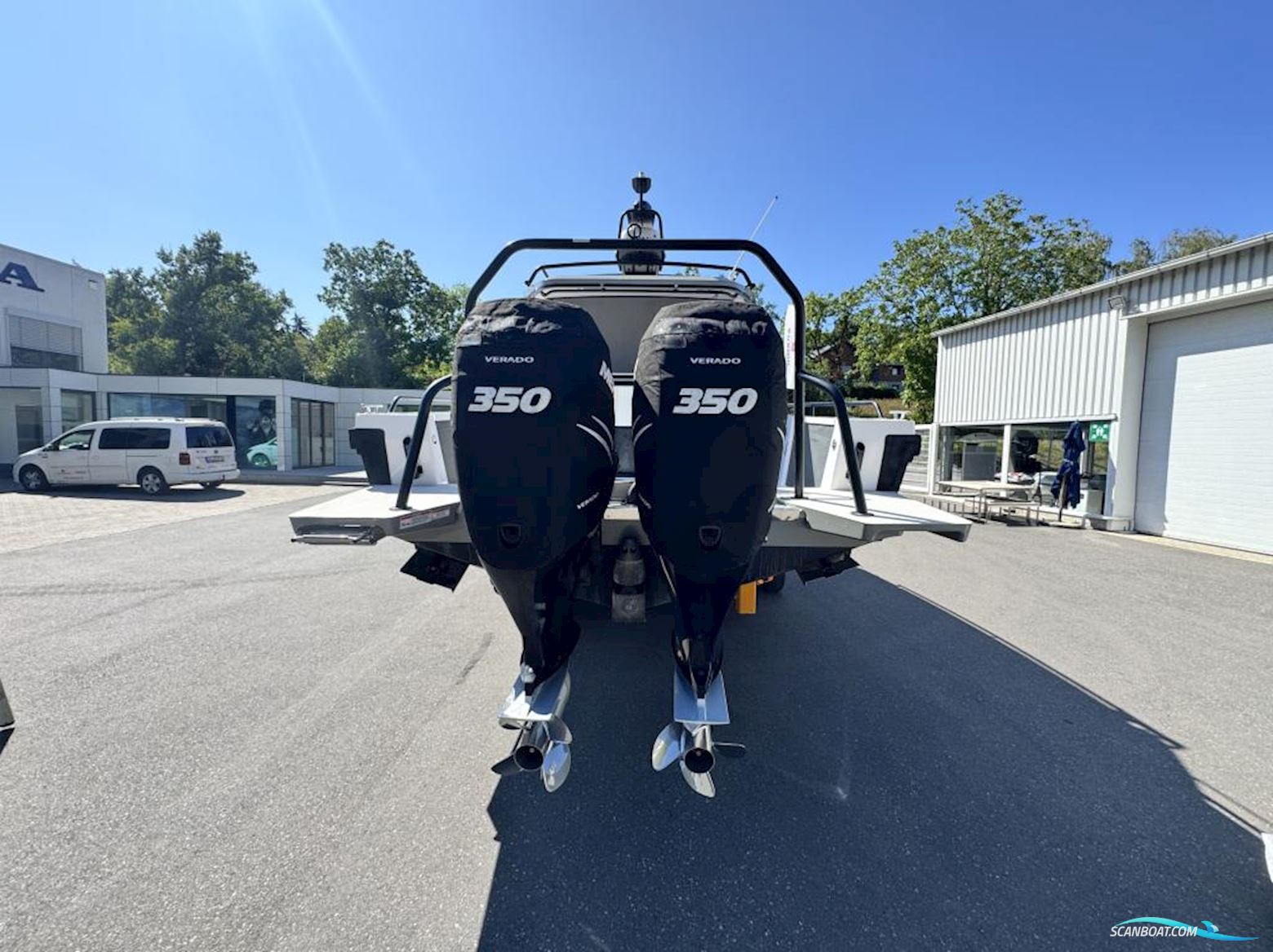 AXOPAR 37 Cross Cabin