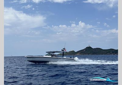 Axopar 37 Sun-Top - Lifting Points Motorboat 2023, with Mercury engine, Italy