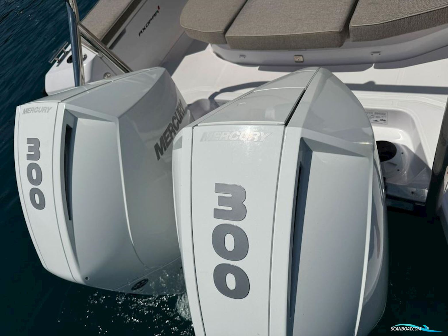 AXOPAR 37 Sun Top - Multistorage