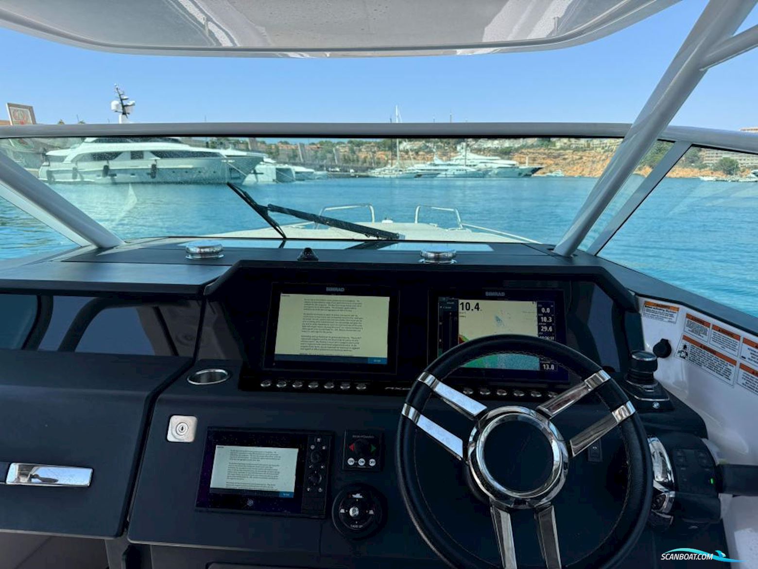 AXOPAR 37 Sun Top - Multistorage