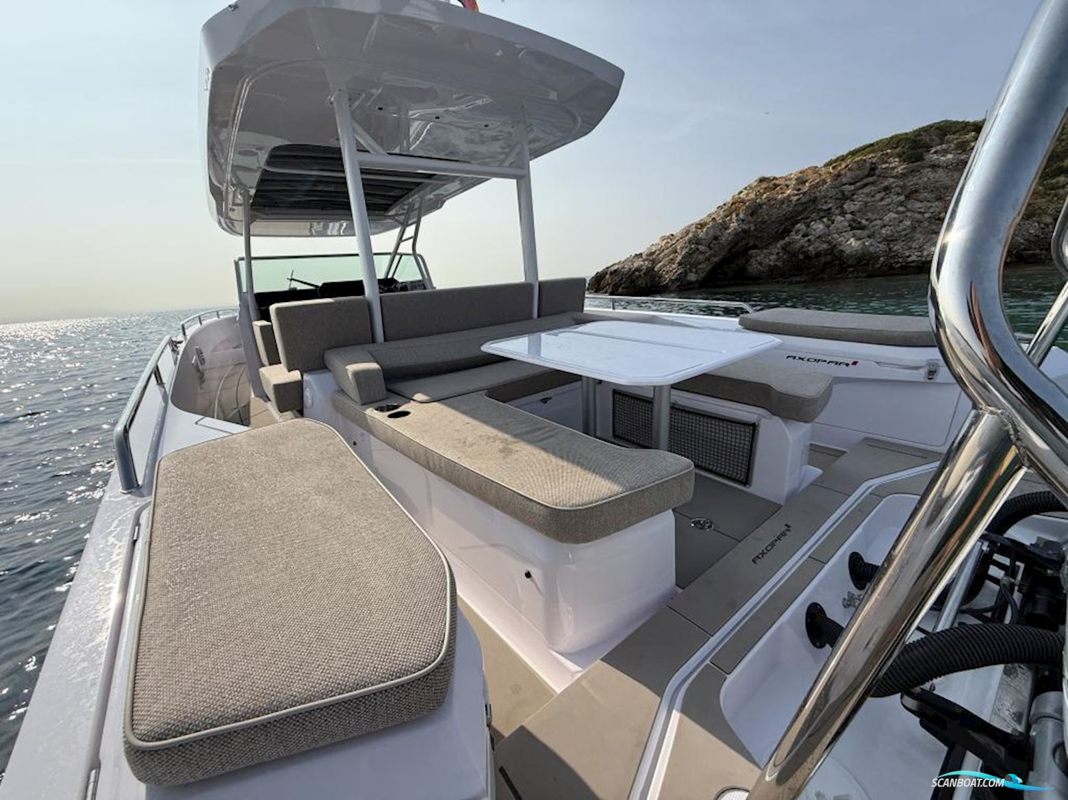 AXOPAR 37 Sun-Top - reserviert