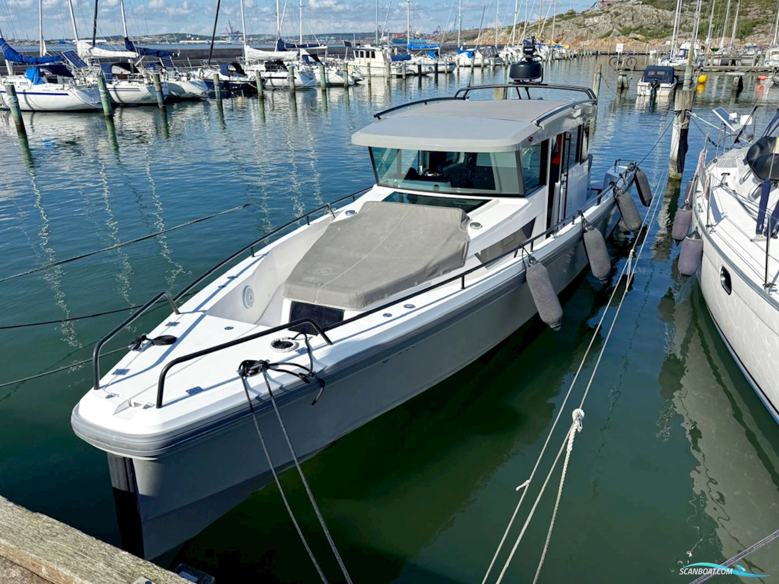 Axopar 37 XC Aft Cabin 2x300hk Mercury Verado XL