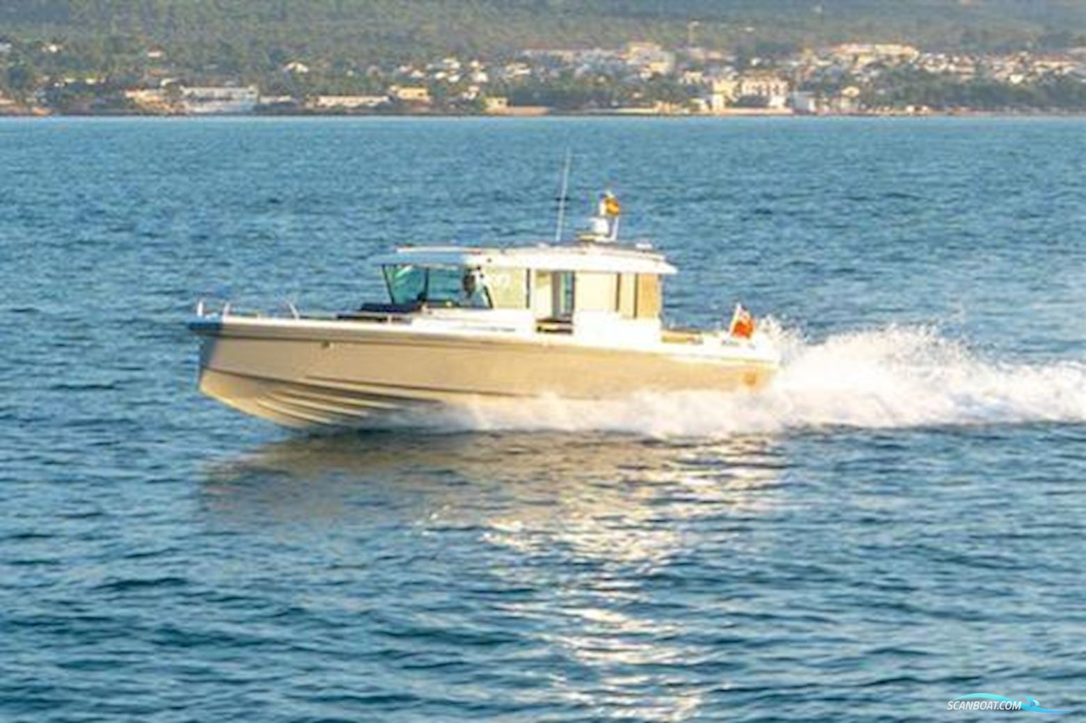 Axopar 37 XC Cross Cabin Motorboat 2016, with 2 x Mercuary Verado 300Hp engine, United Kingdom