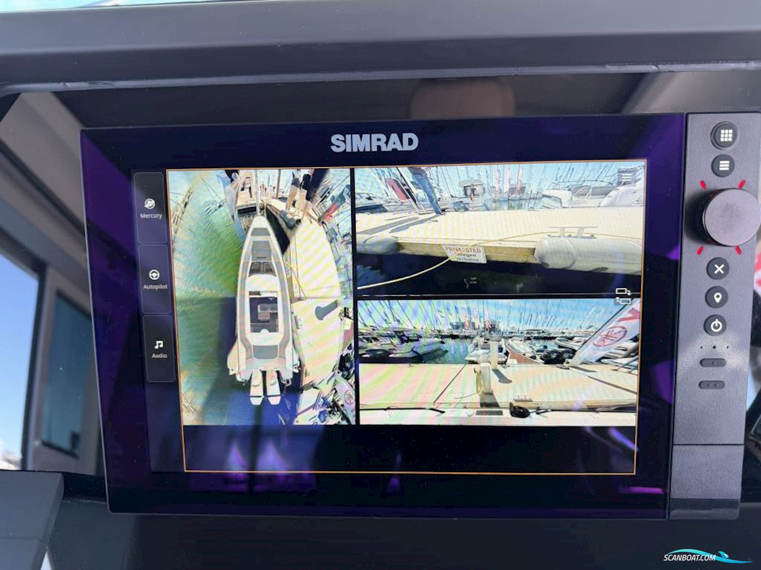 Axopar 37 XC Cross Cabin