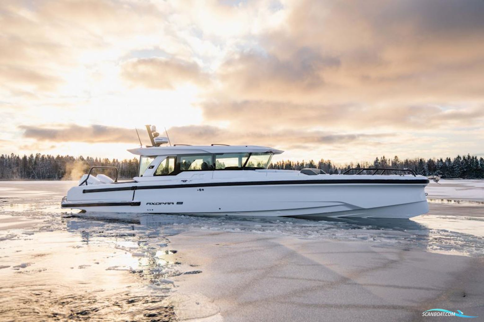 Axopar 38 XC Motorboat 2024, with Mercury Verado engine, Finland