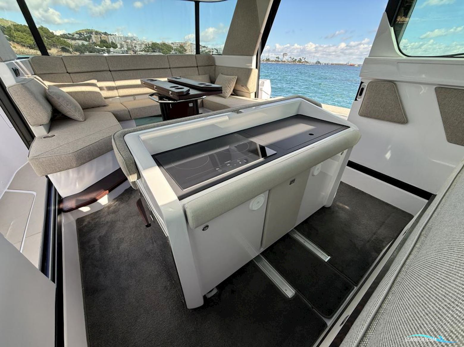AXOPAR 45 Cross Cabin - Aft Cabin