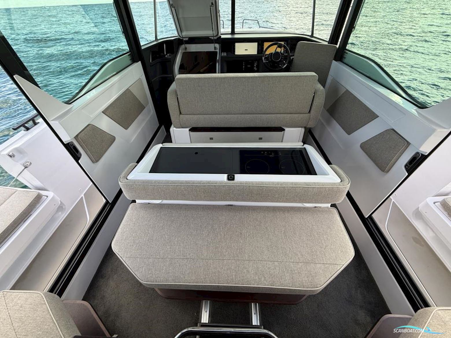 AXOPAR 45 Cross Cabin - Aft Cabin