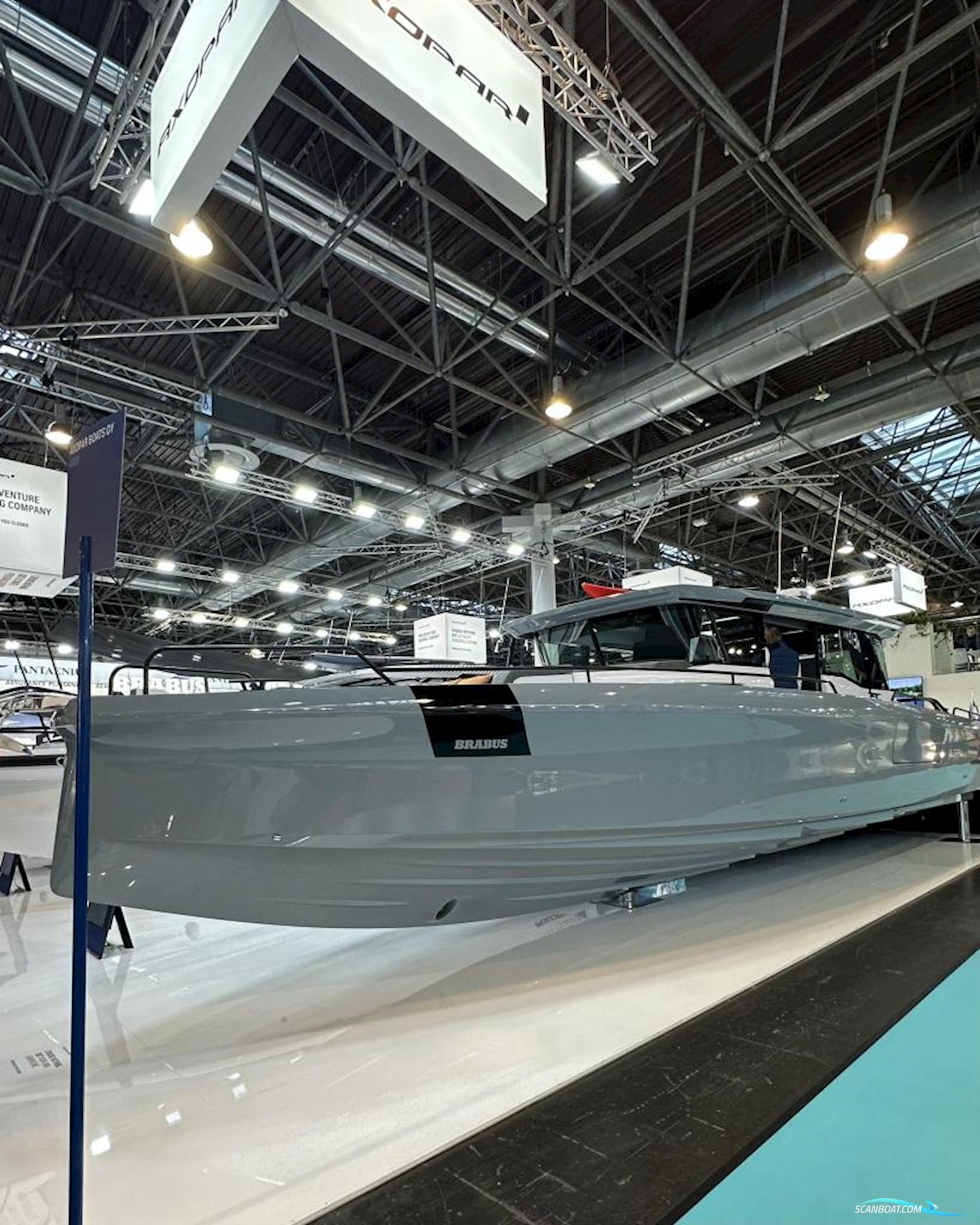 Axopar 45 Cross Cabin - Reserviert