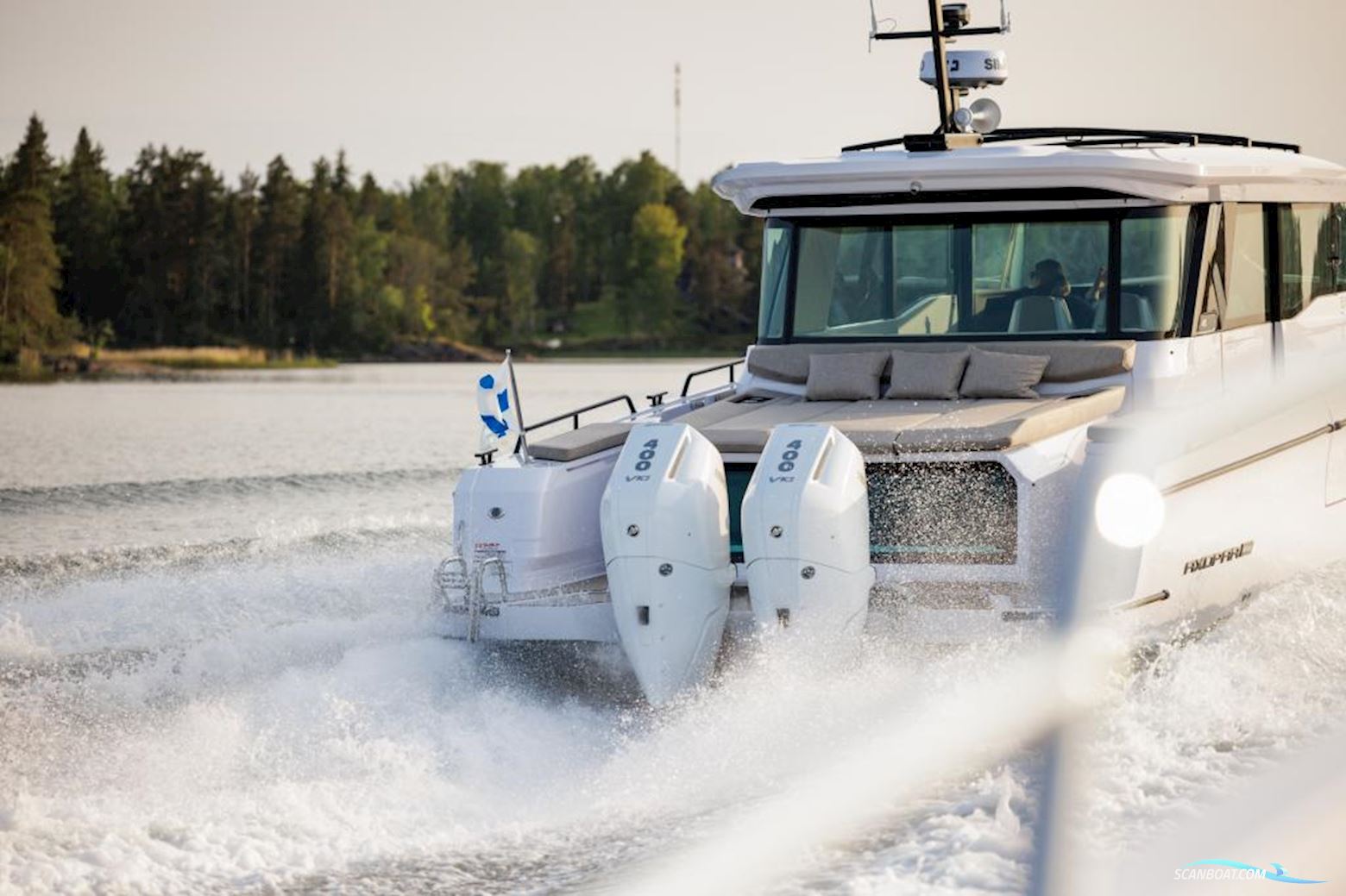 Axopar 45 Cross Cabin - Reserviert