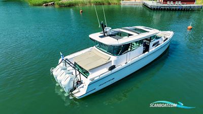 Axopar 45 Cross Cabin Brabus Motorboat 2025, with Mercury engine, Finland