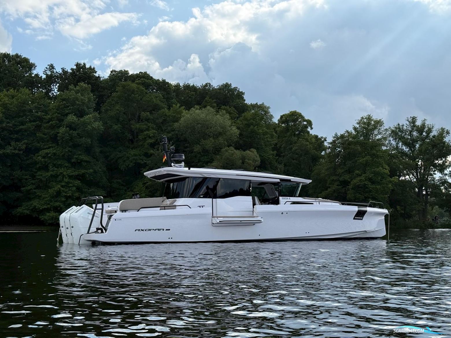 AXOPAR 45 Cross Cabin Motorboat 2025, with Mercury Verado 350 CL V10 engine, Germany