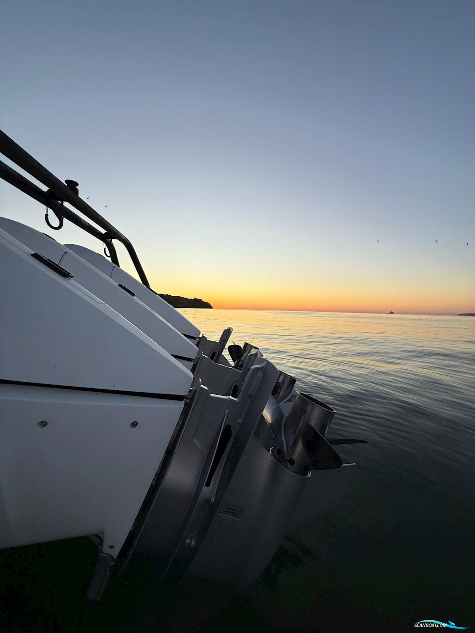 AXOPAR 45 Cross Cabin