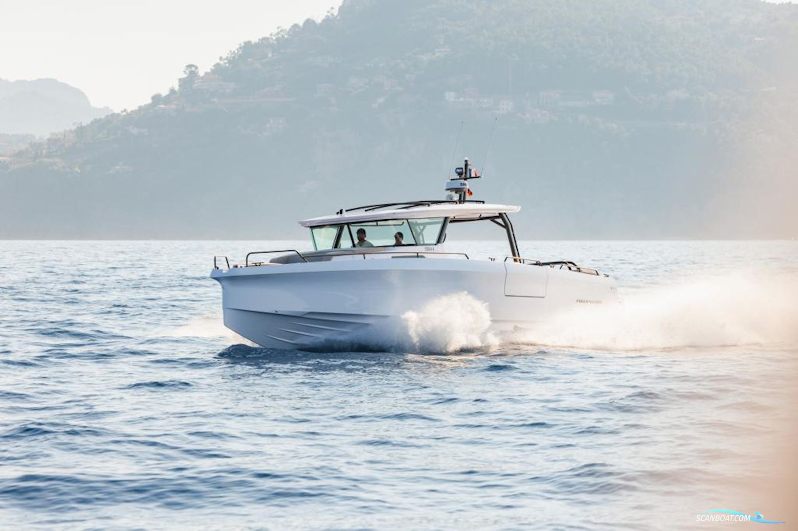 Axopar 45 Cross Top - Frei Konfigurierbar Motorboat 2025, with Mercury engine, Finland