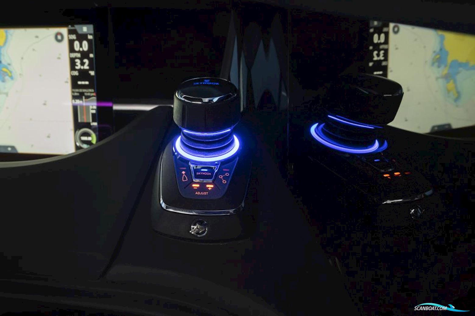 Axopar 45 XC Cross Cabin