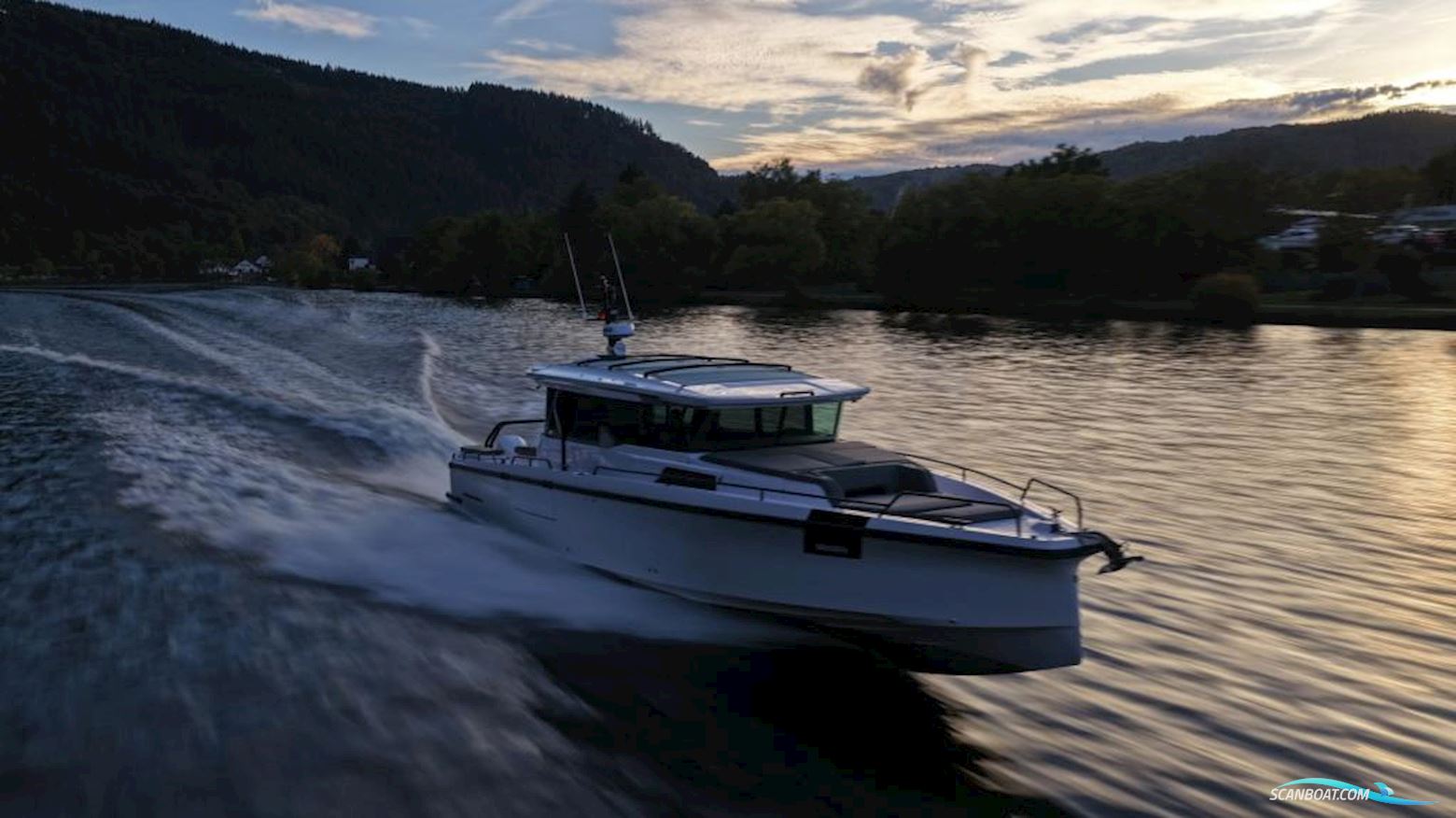 Axopar 45 XC Cross Cabin Motorboat 2026, with Mercury engine, Germany