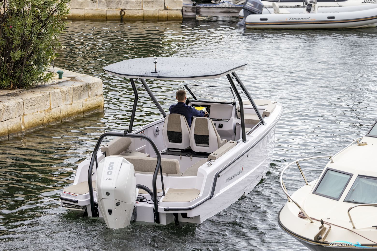 Axopar Yachts 22 T-Top