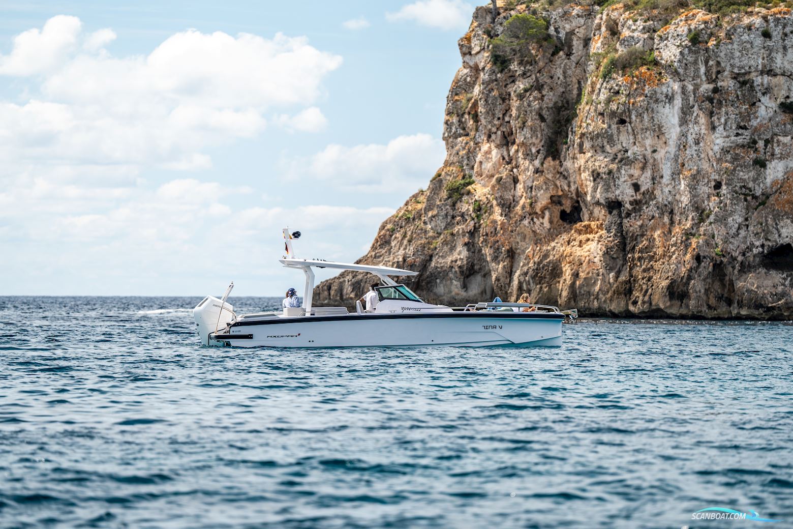 Axopar Yachts 29 Sun Top Mediterrana  Edition