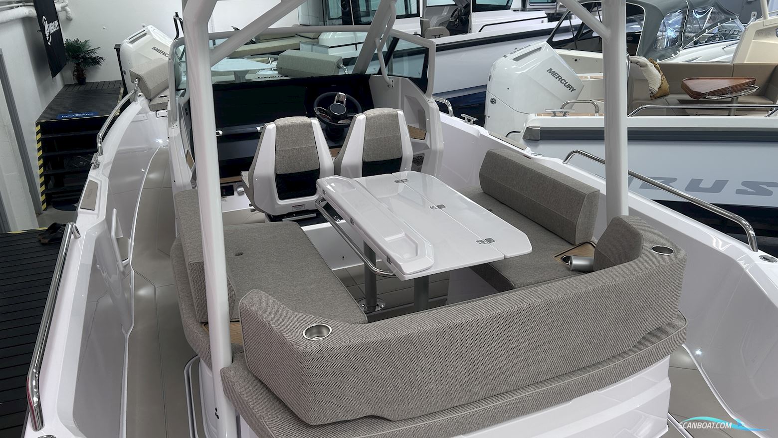 Axopar Yachts 29 Sun Top Mediterrana Edition