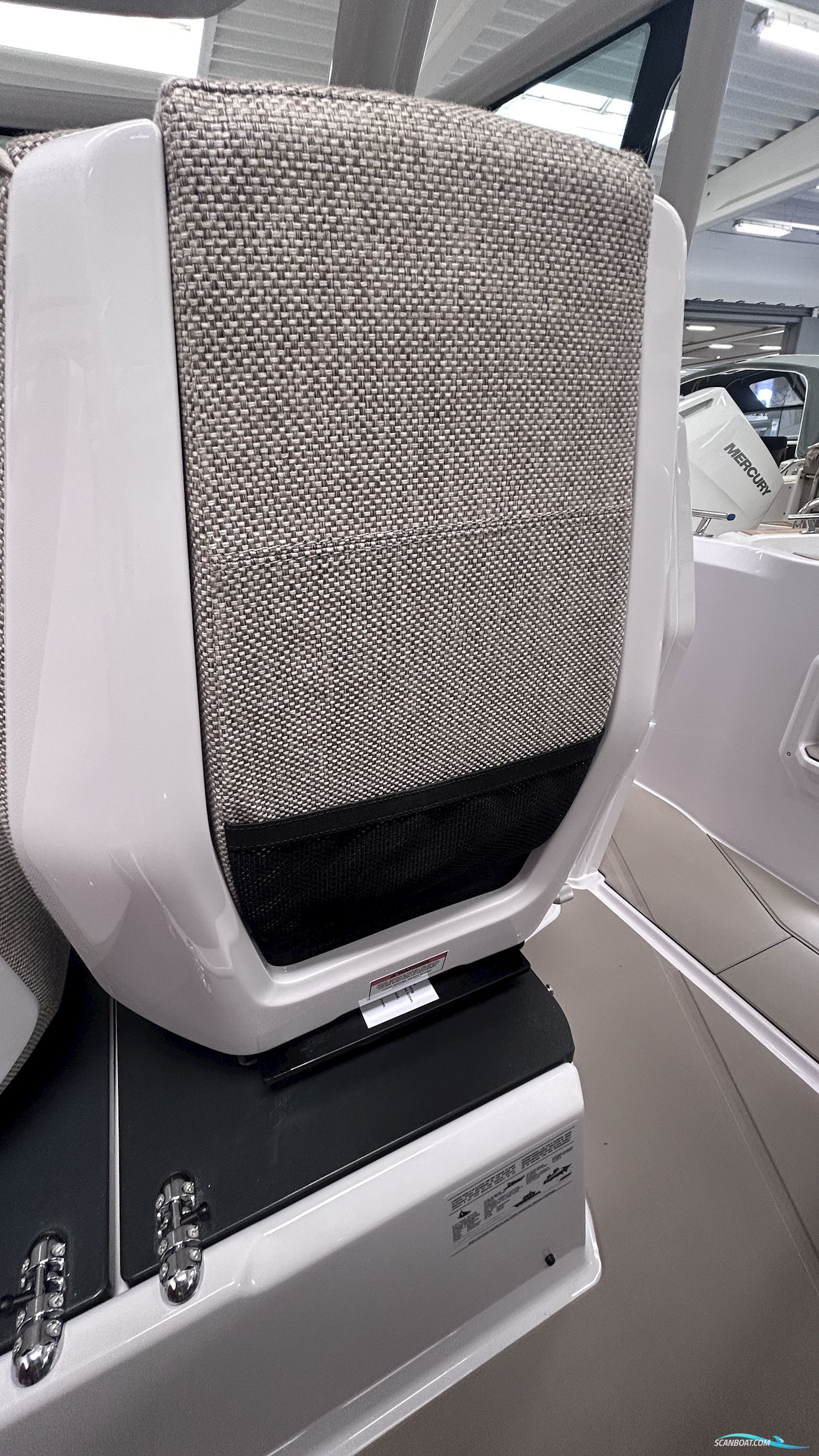 Axopar Yachts 29 Sun Top Mediterrana Edition