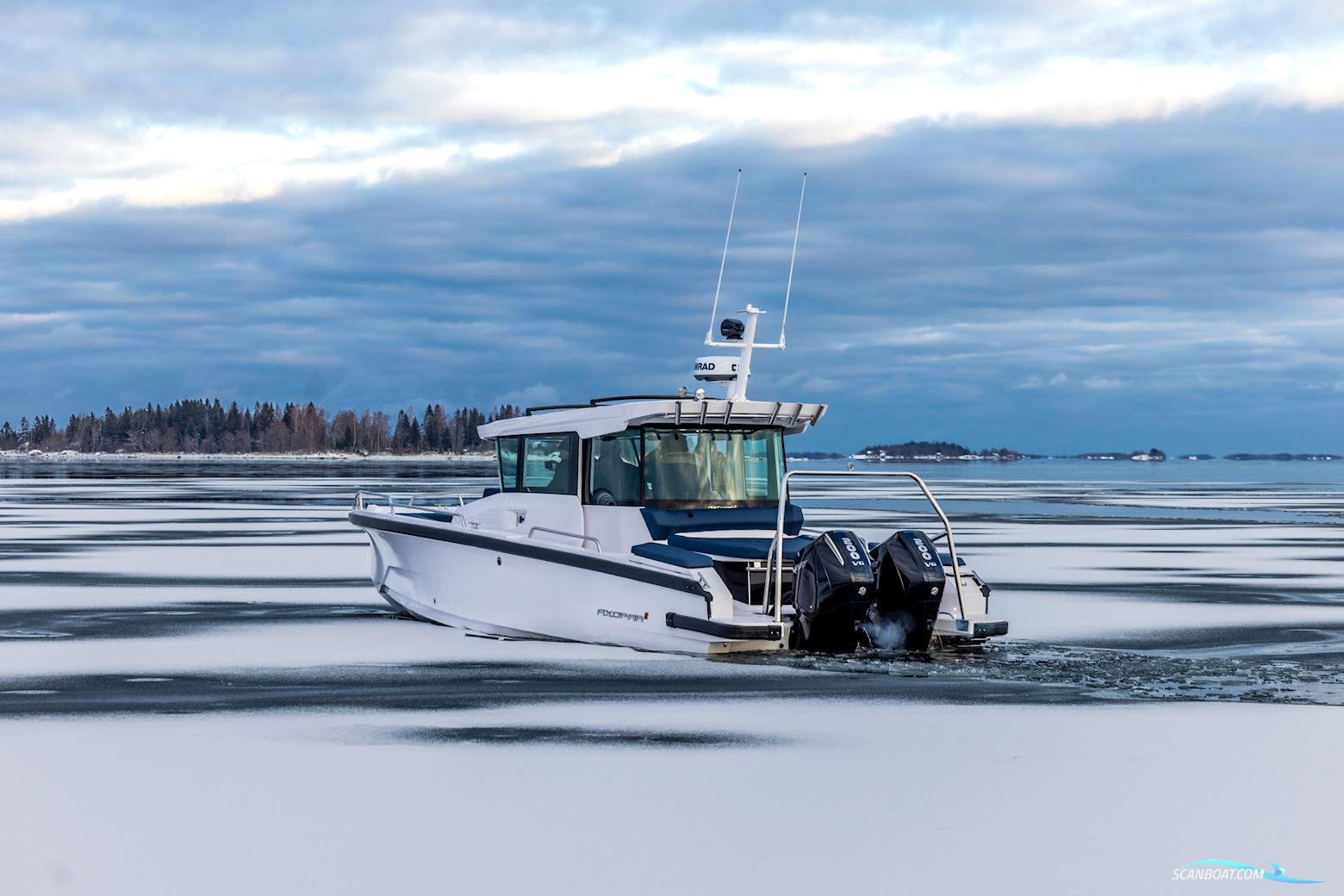Axopar Yachts 29 XC Cross Cabin