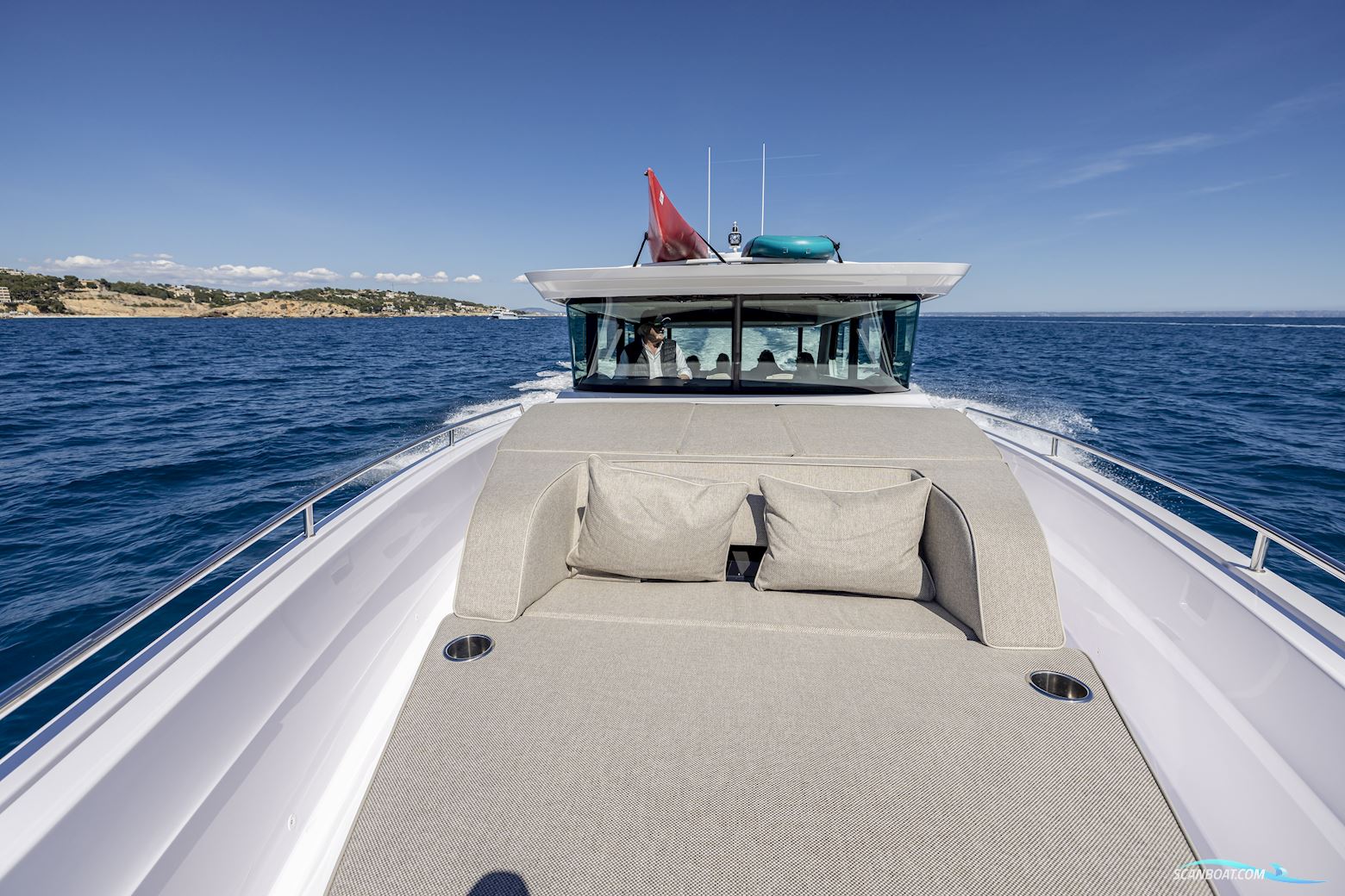 Axopar Yachts 45 XC Cross cabin