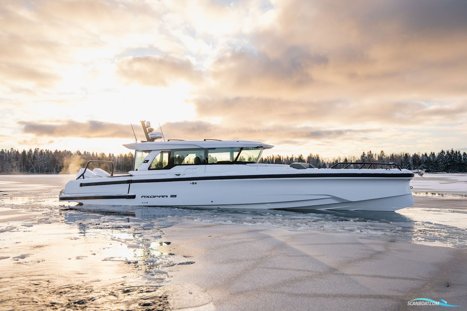 Axopar Yachts Axopar 38 XC Cross Cabin