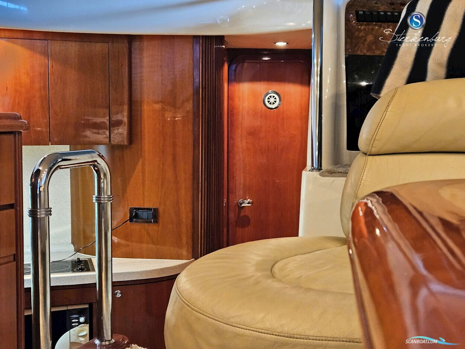 Azimut 42