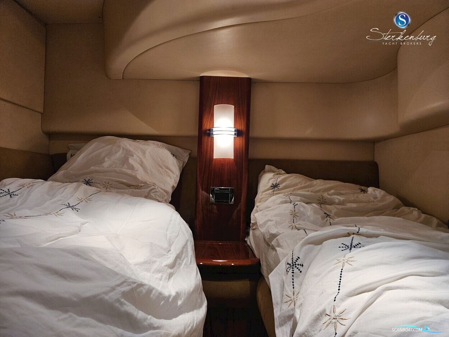 Azimut 42