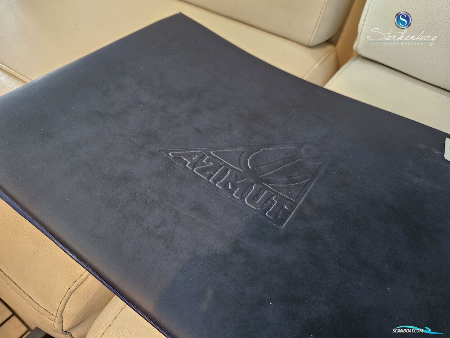Azimut 42