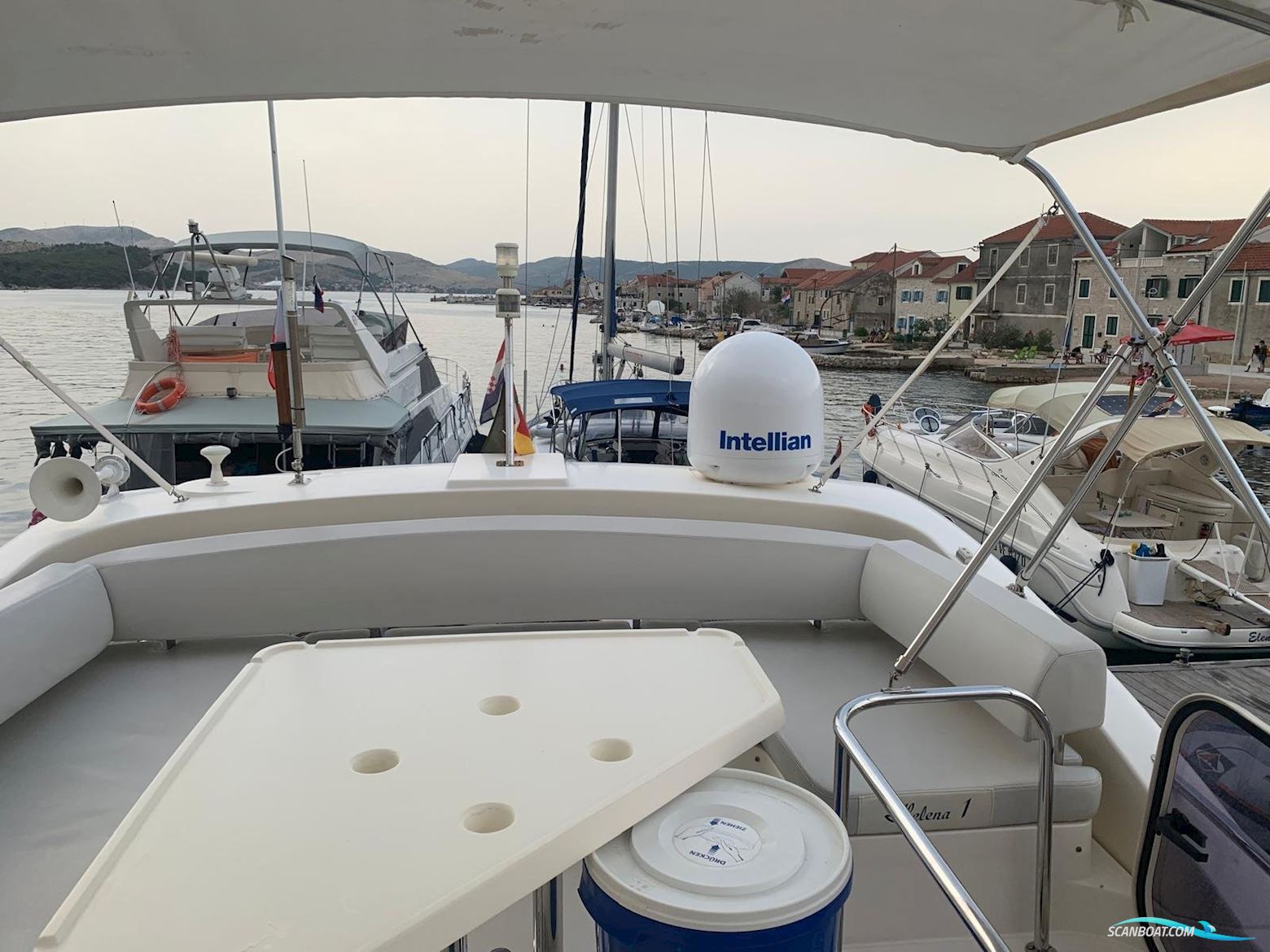 Azimut 43 FLY - BJ. 2006