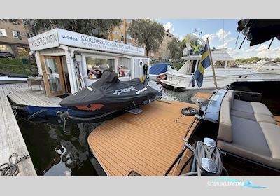 Azimut 43 Motorboat 1995, with Caterpillar engine, Sweden