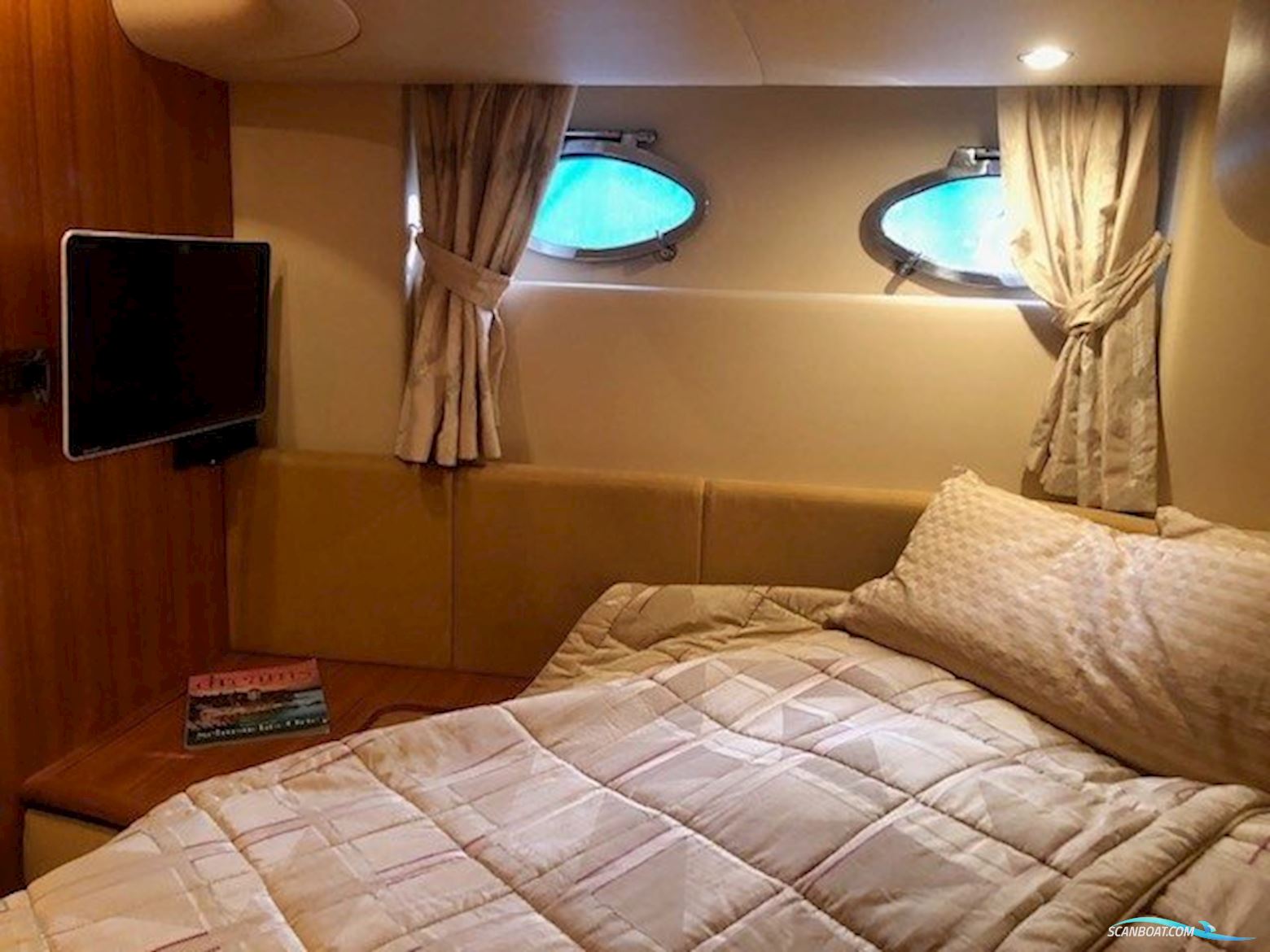 Azimut 46 FLY - 600 STD. - 3 KAB.