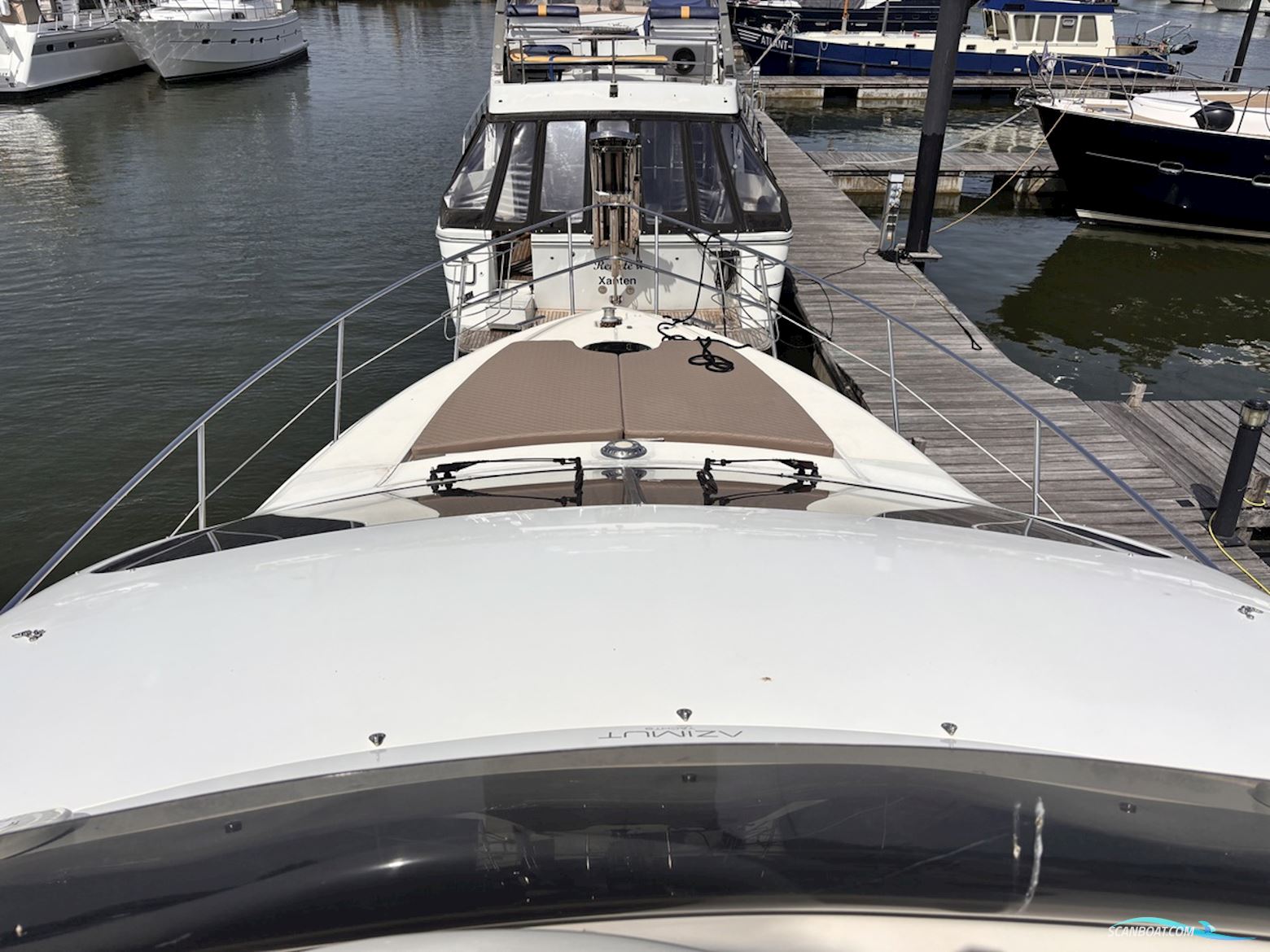 Azimut 46 Fly