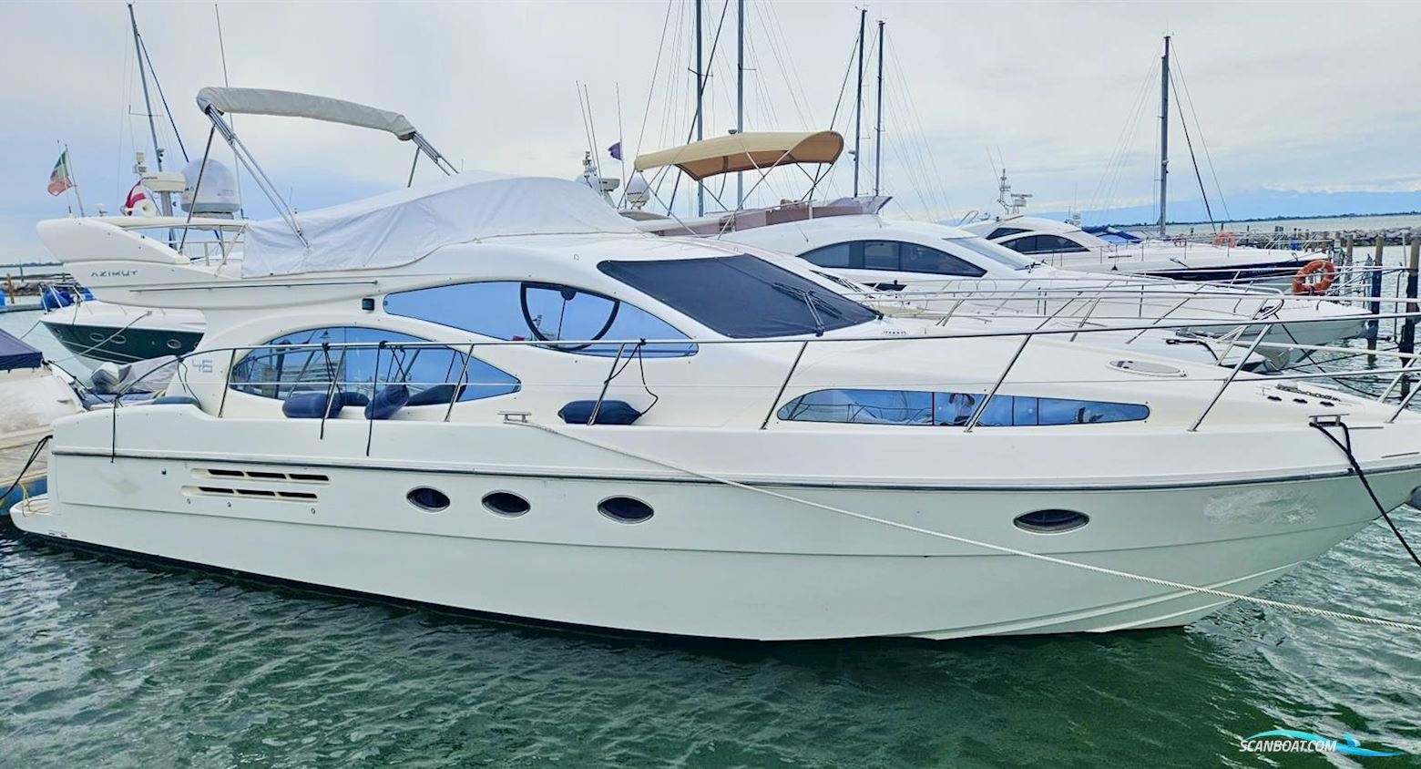 Azimut 46 Motorboat 2004, with Caterpillar C9 engine, Croatia