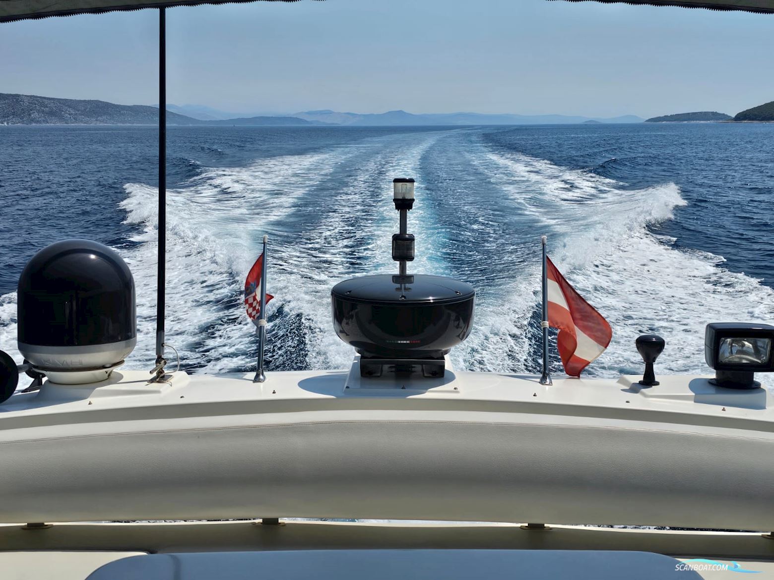 Azimut 47