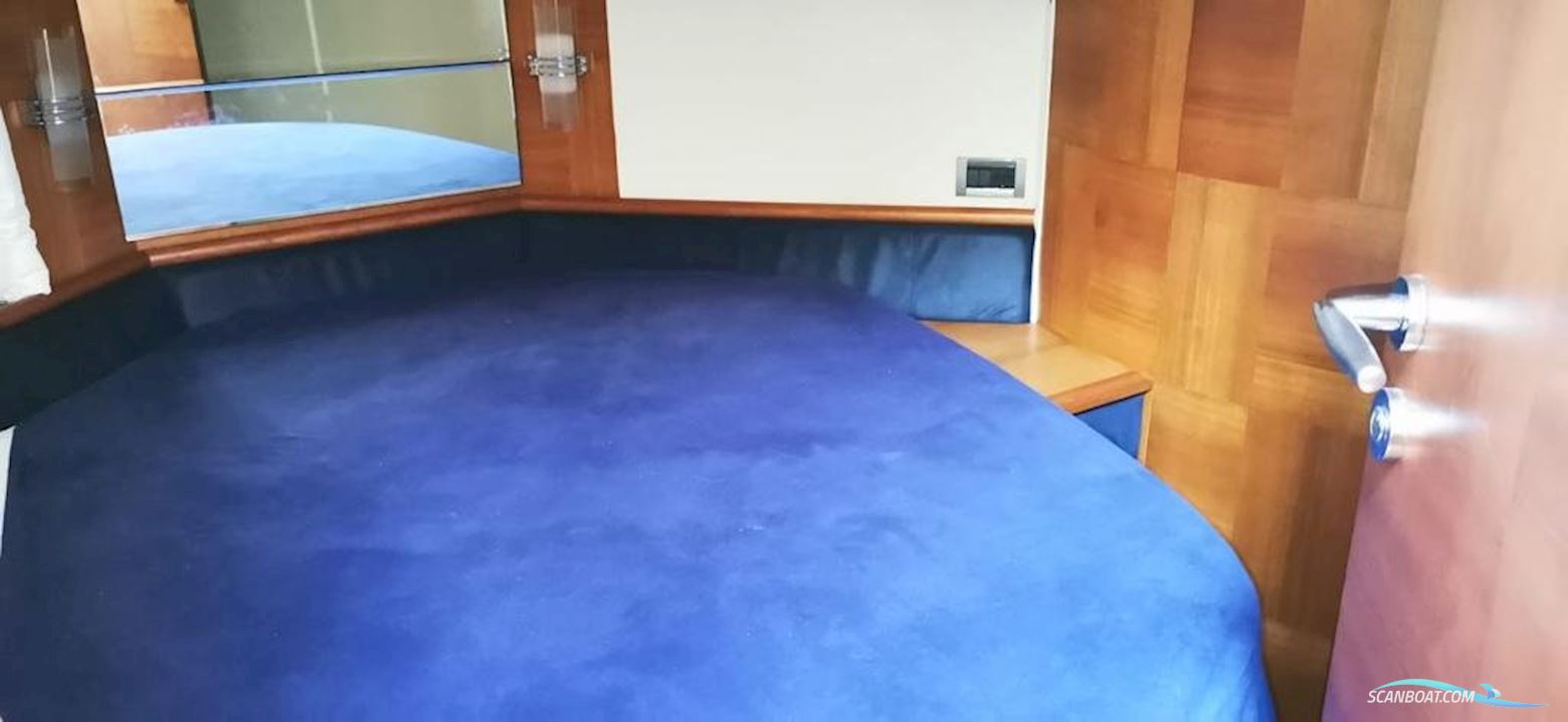 Azimut 50 FLY - 2006 - 3 KABINEN