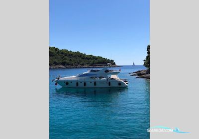 Azimut 50 Fly 2 Kabinen Motorboat 2007, with Caterpillar C 12 engine, Croatia